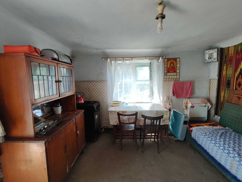 Продам дом в Яськах рядом с центром