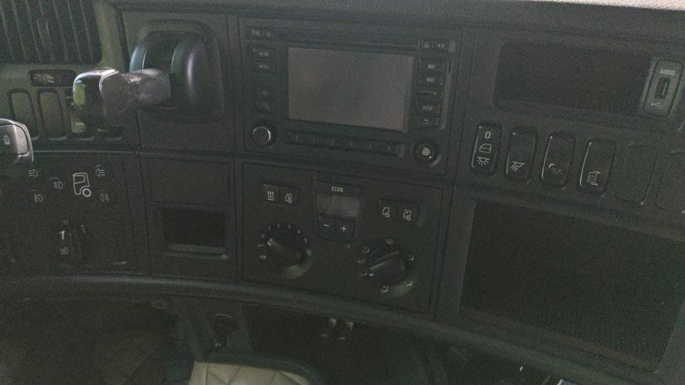 RADIO Scania R450