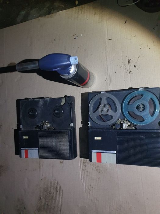 Ретро магнітофони міні бобінні.