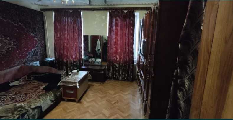 Продам 4х комнатную квартиру по ул. Преображенской.