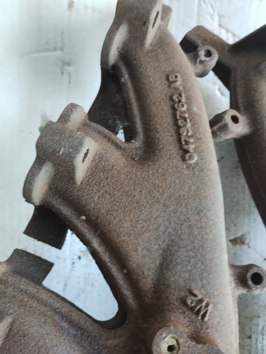 Komplet kolektorów wydechowych chrysler 300c 2.7 v6