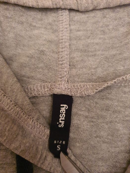 Koszulka t-shirt kangurka kaptur sinsay r. S