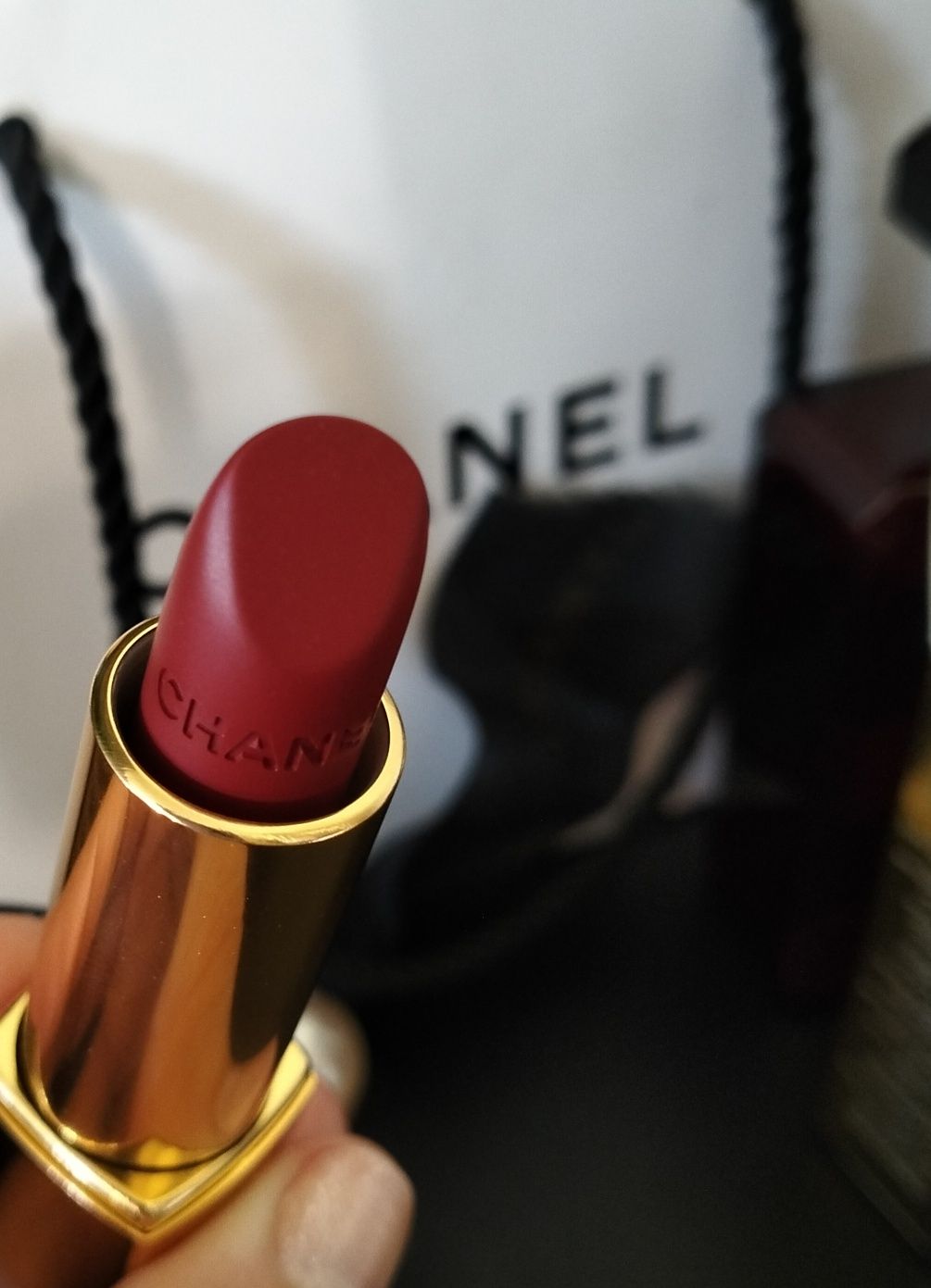 Chanel pomadka 138 nowa.