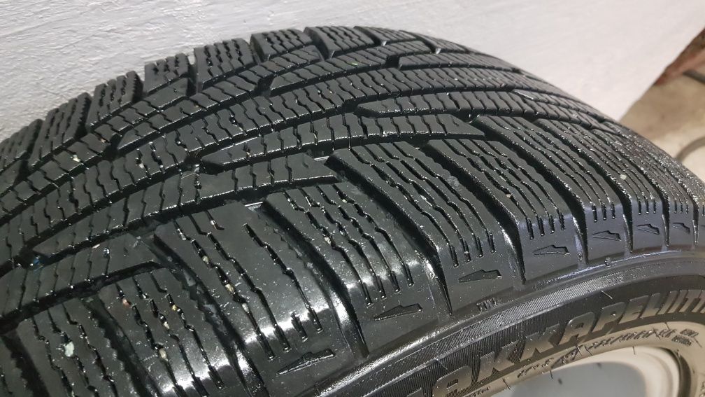 2 Alufelgi z oponami zimowymi Audi 5x112 r17