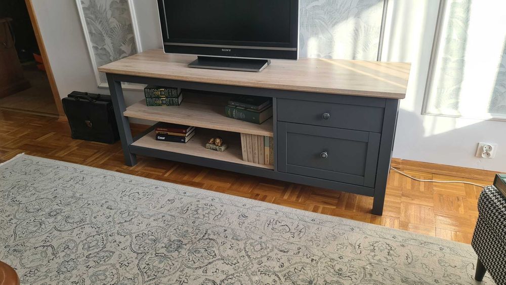 Szafka RTV  Ikea prawie nowa