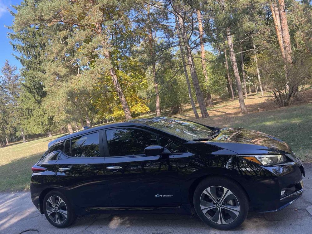 Nissan Leaf 2019 (електро)