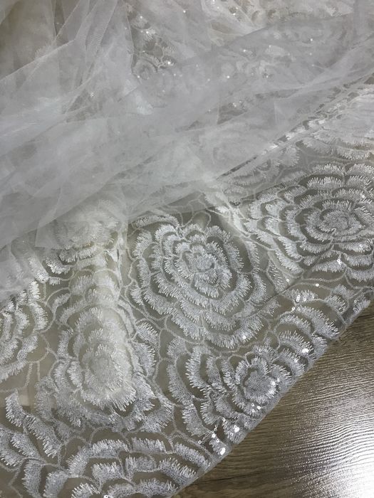 Весільна сукня