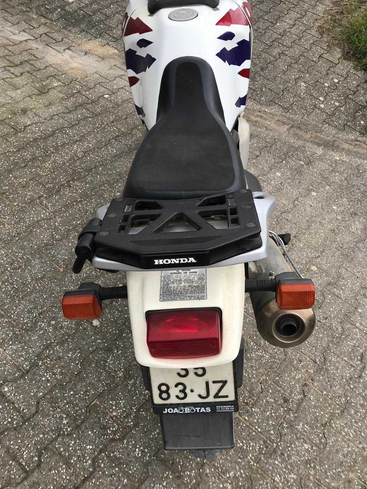 Honda África Twin XRV 750