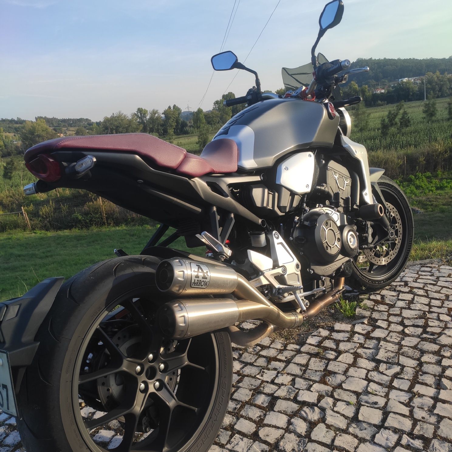 Honda cb 1000 r 2018