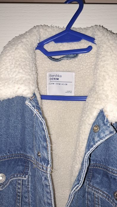 Męska jeansowe kurtka z kożuszkiem, Bershka, rozm. M