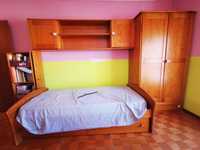 Quarto em madeira 550€