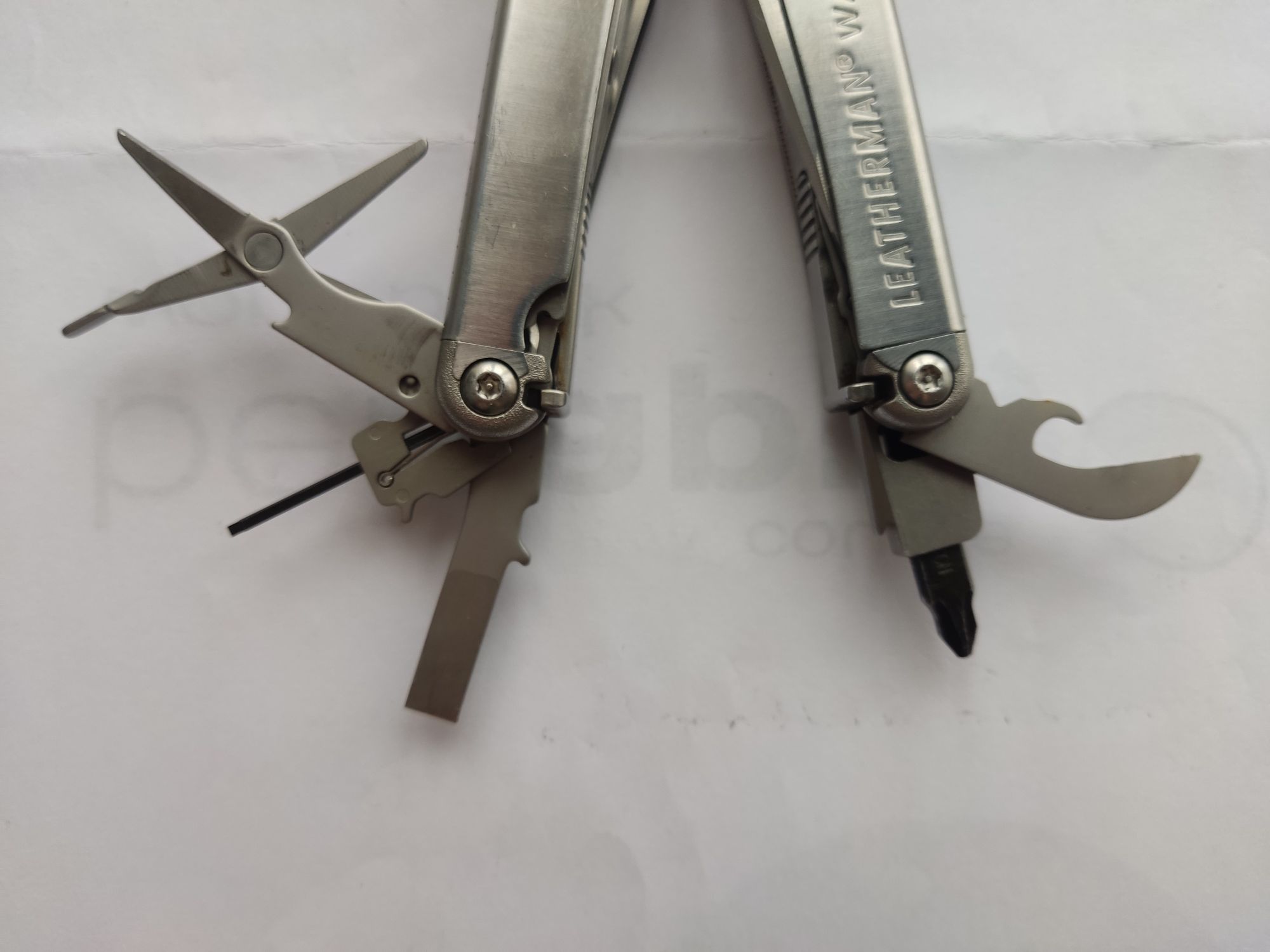 Мультитул Leatherman Wave
