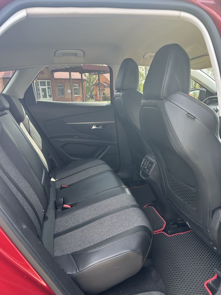 Продам авто Peugeot 3008