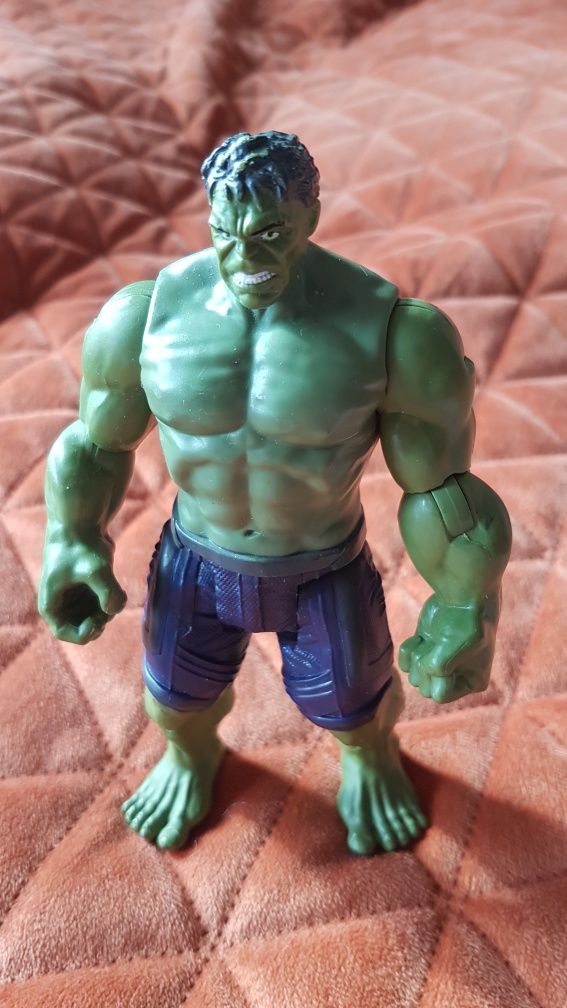 Figurka Hulk Marvel ok 15cm