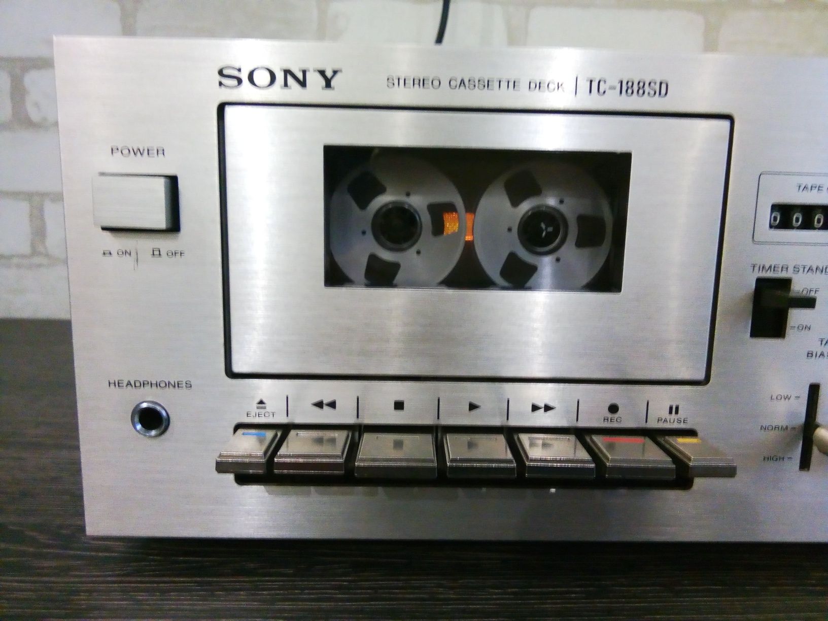 Sony TC-188SD Stereo Cassette Deck 1977-79