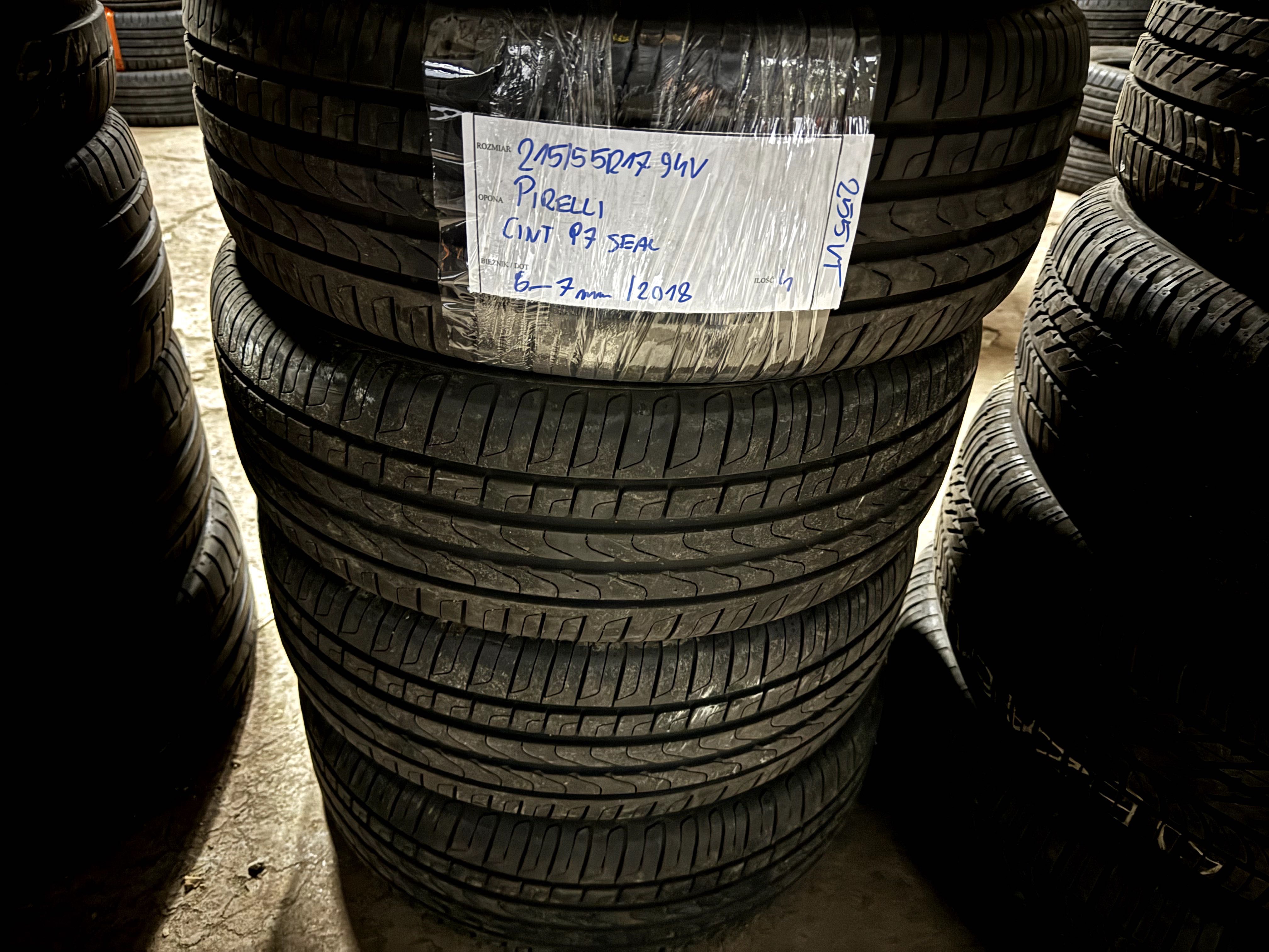 4x 215/55R17 Pirelli Cinturato P7 seal / 6 - 7mm