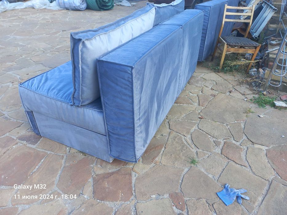 Прямой диван еврокнижка Хилтон.