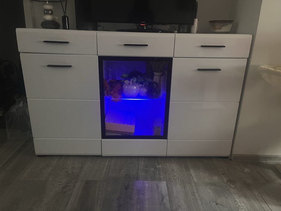 Komoda biała połysk led 150cm