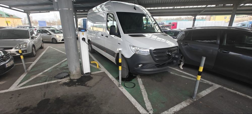 Wynajem Bus DostawczePrius Corolla Auris TAXI BOLT UBEBR hybryda + LPG