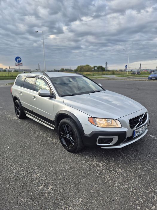 Volvo xc70  2.4 D5 aut. 2 komplet kół