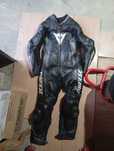 Fato DAINESE usado, uma peça.
