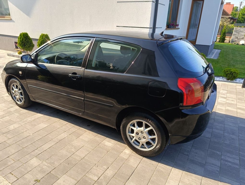 Toyota Corolla 1.6b