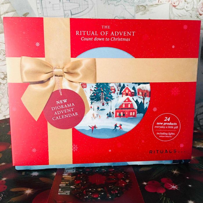 В НАЯВНОСТІ  Rituals Deluxe Advent Calendar 2025, Новорічний Календар