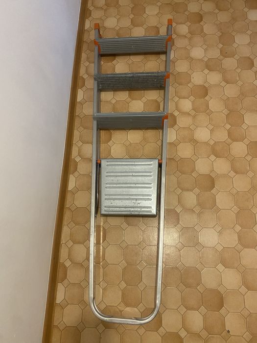 Drabina aluminiowa czterostopniowa