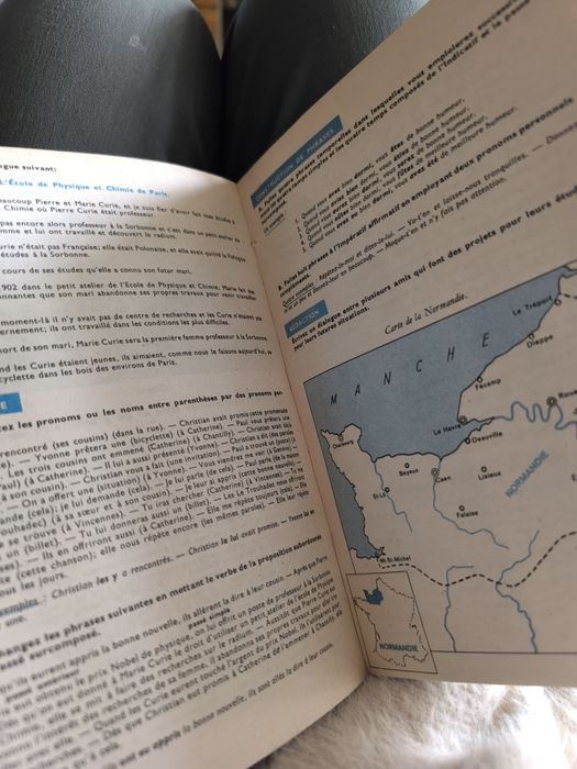 En France de la langue a la civilisation française.