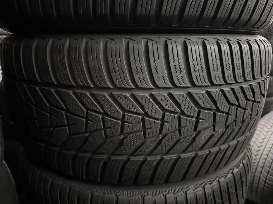шини б.у зима 265/40 R20 Hankook Winter I'Cept Evo 3 склад резини