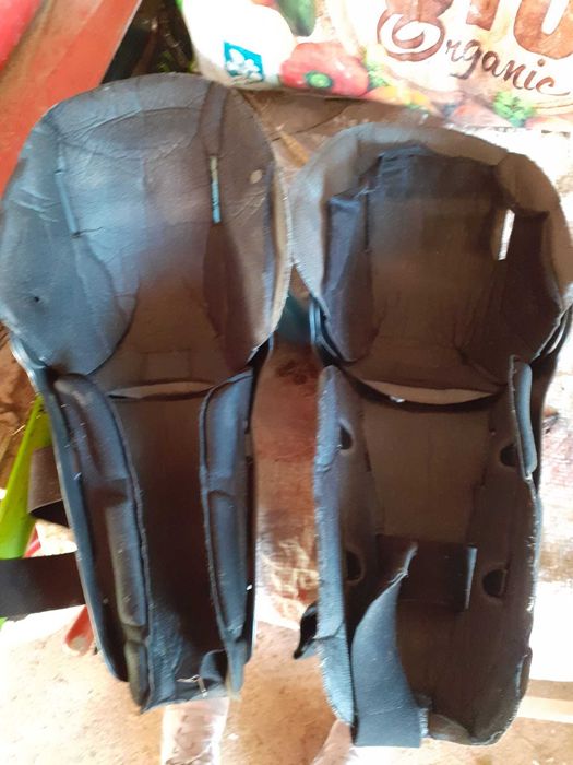 Joelheiras flexíveis para Enduro e Todo-o-Terreno