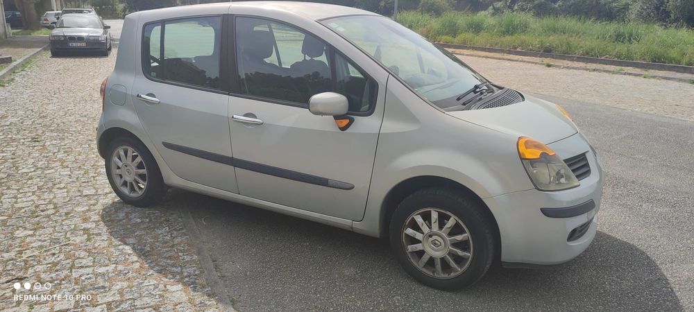 Renault Modus 1.1l 75cv