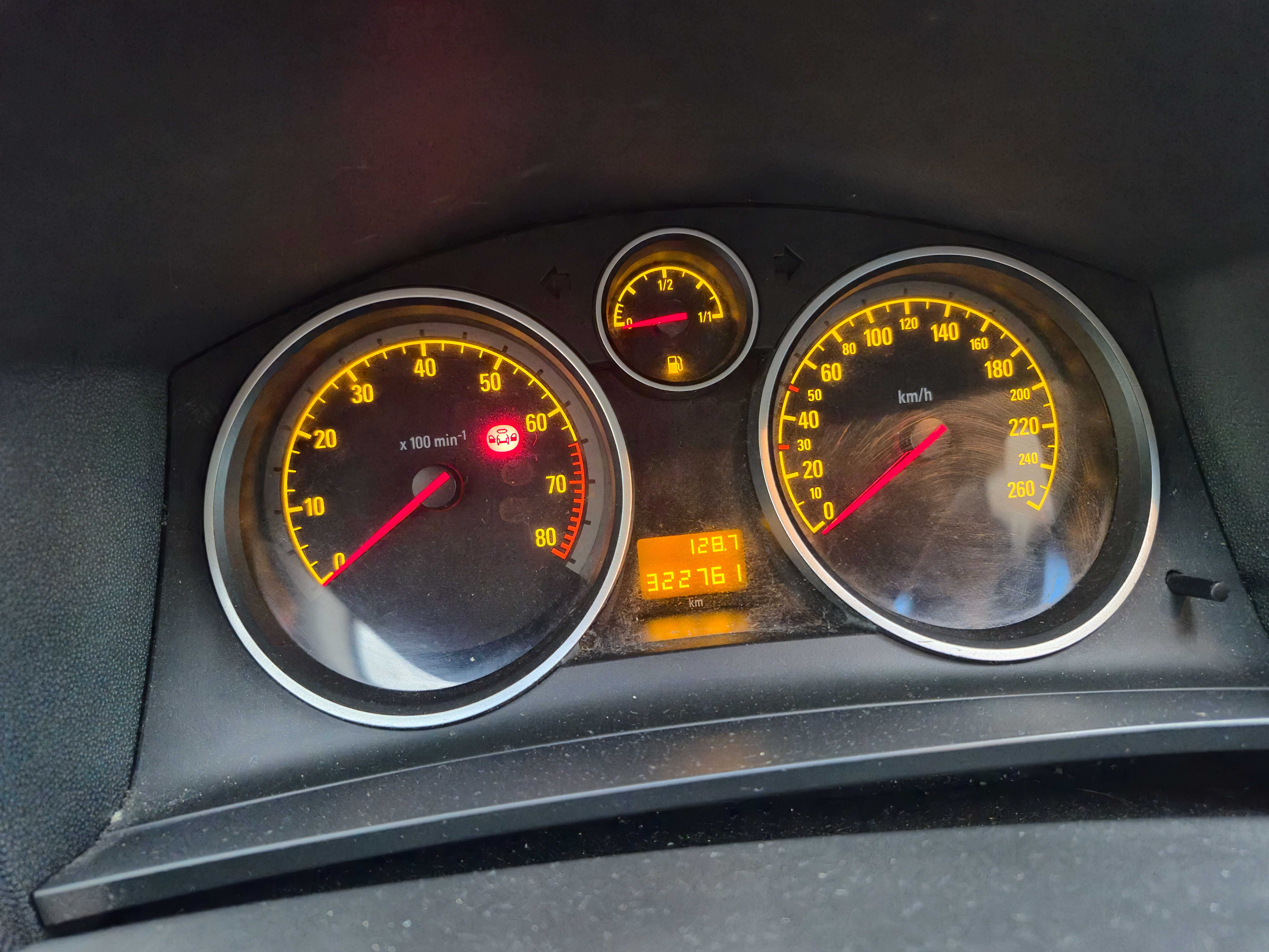 Opel Zafira B 2006r. benzyna