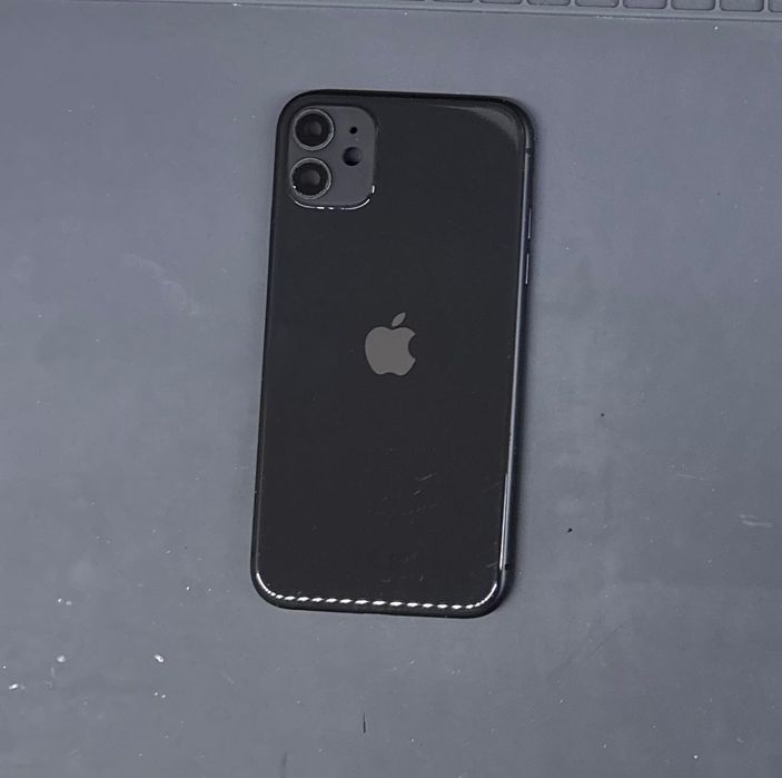 Korpus iPhone 11 Czarny
