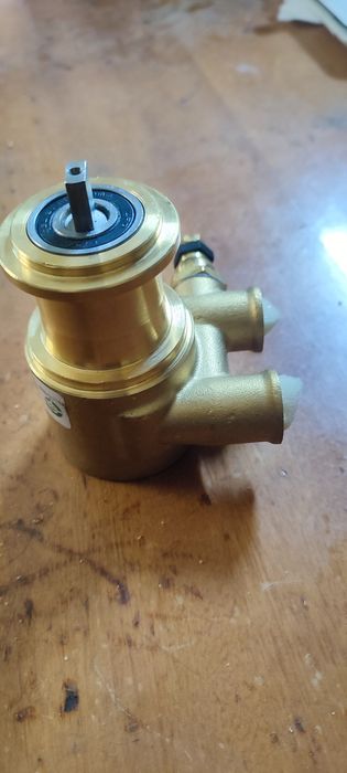 Помпа.насос fluid -o-tech .для кавомашин