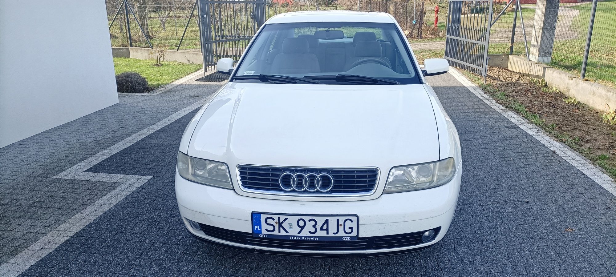 Sprzedam Audi A4B5 1.8t Lpg