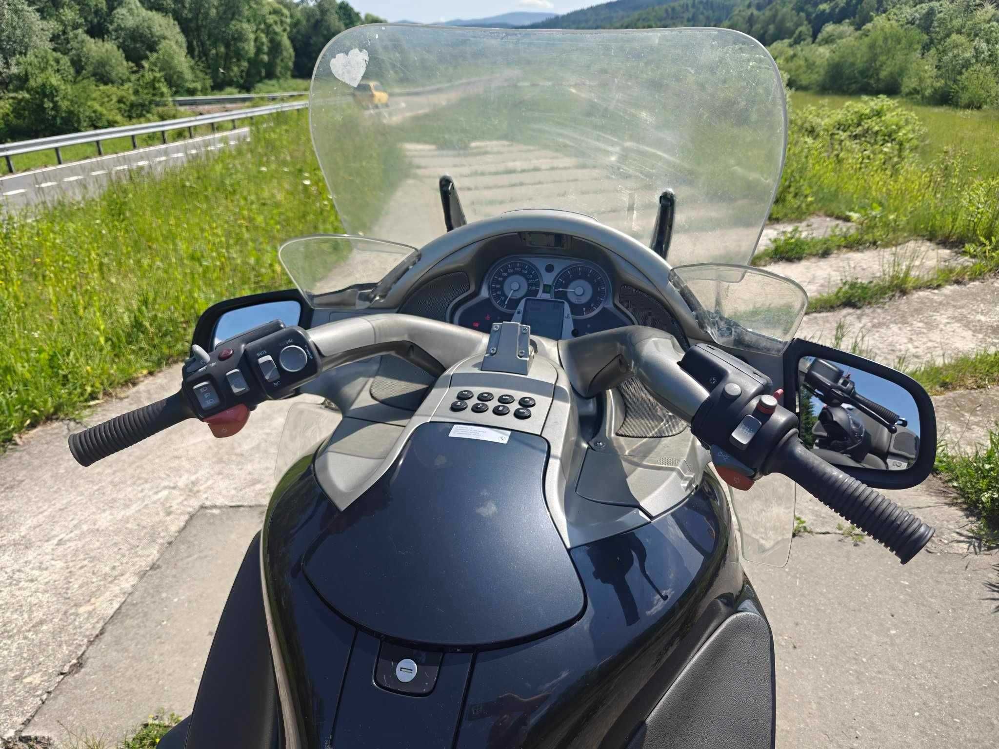 Motocykl BMW K1200 LT