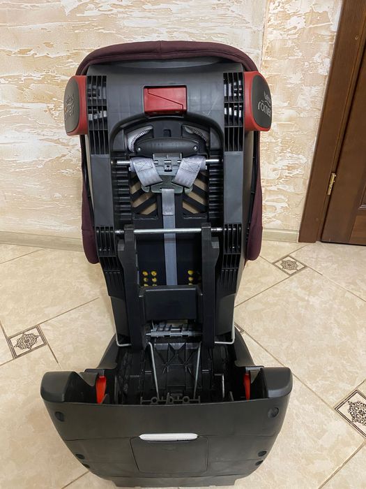 Дитяче автокрісло  britax romer king
