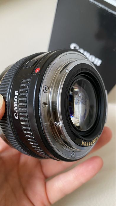 Обʼєктив Canon EF 50мм f/1.4 USM