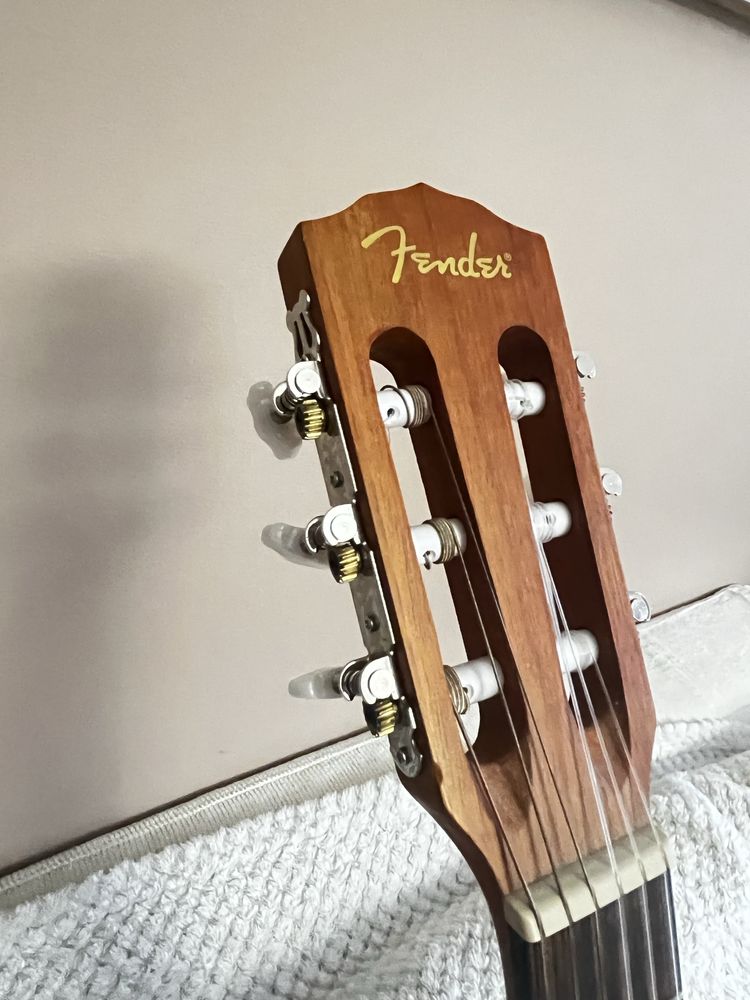 Gitara z pokrowcem, dla dziecka rozm. 36