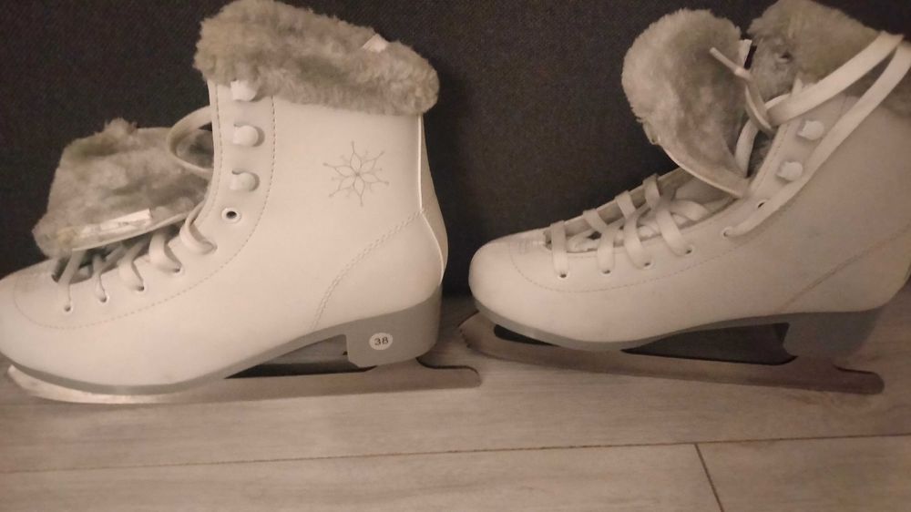 Łyżwy dla nastolatki!!