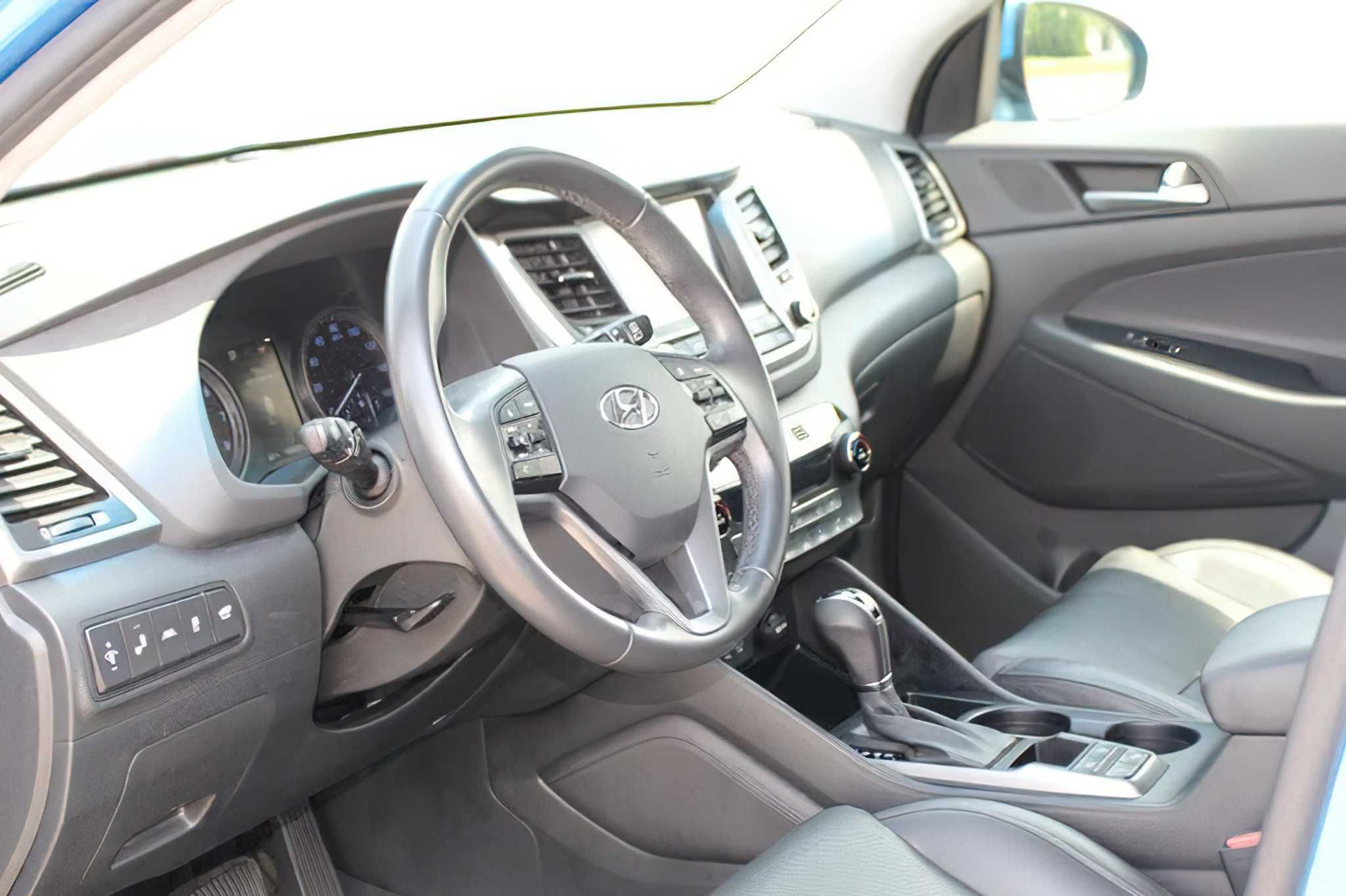 Hyundai Tucson   2016