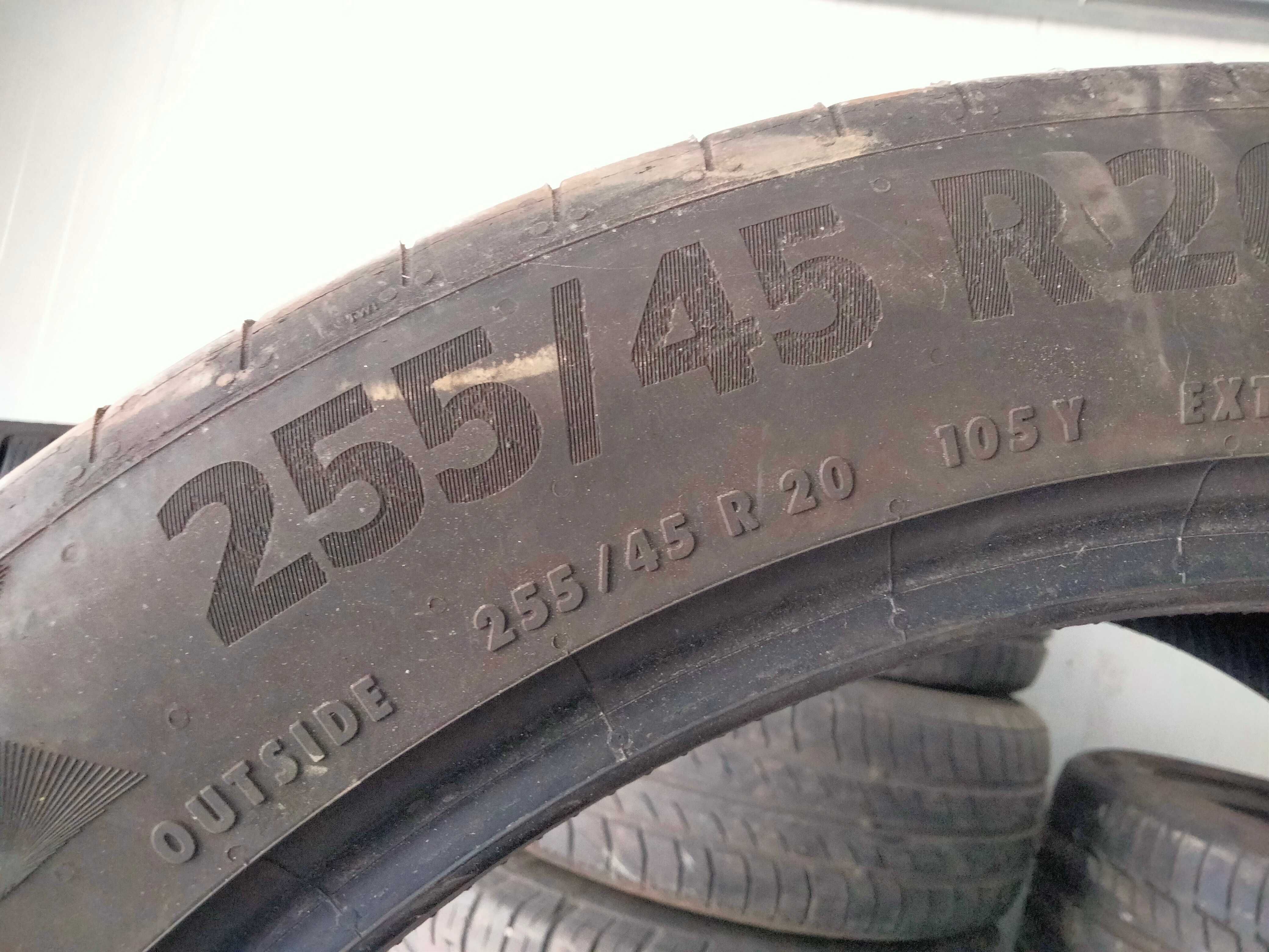 255 45R20 Continental