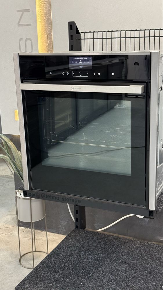 Вбудована духовка Neff B57CS22NO