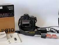 Nikon D810 com punho Nikon MB-12 e 3 baterias