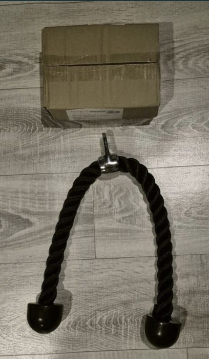 Sznur do wyciagu do ćwiczeń tricepsa. Długość 70cm