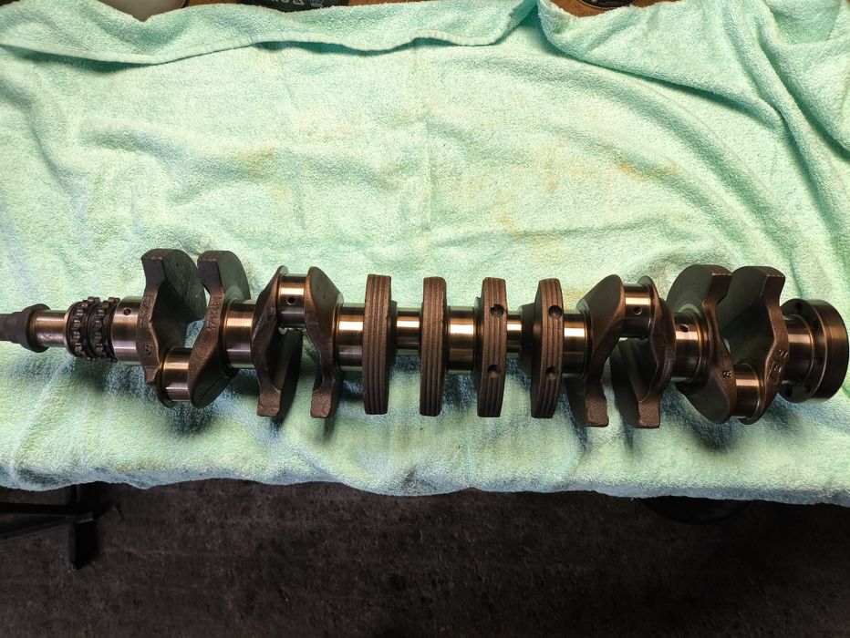 Wał korbowy m50b25 nominał ładny stan polecam!!!