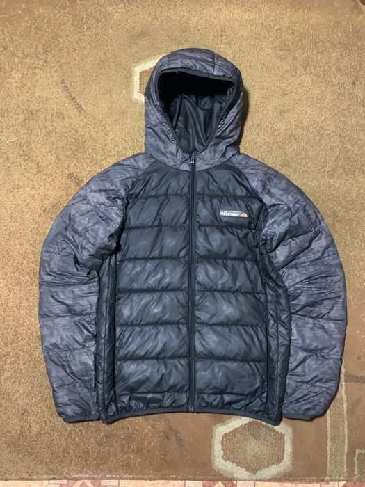 пуховик Ellesse стан хороший