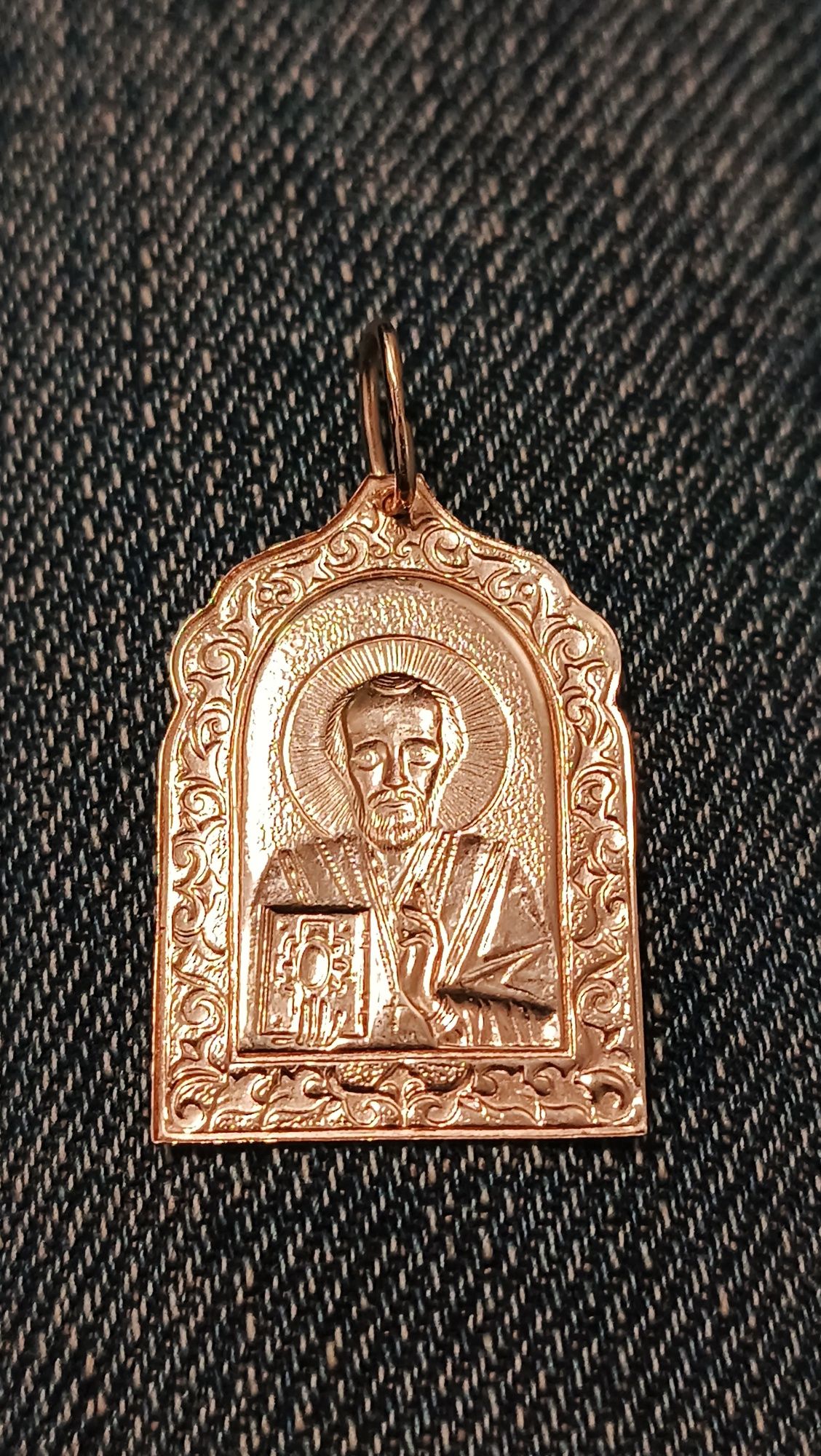 Золота підвіска 1.78г 585