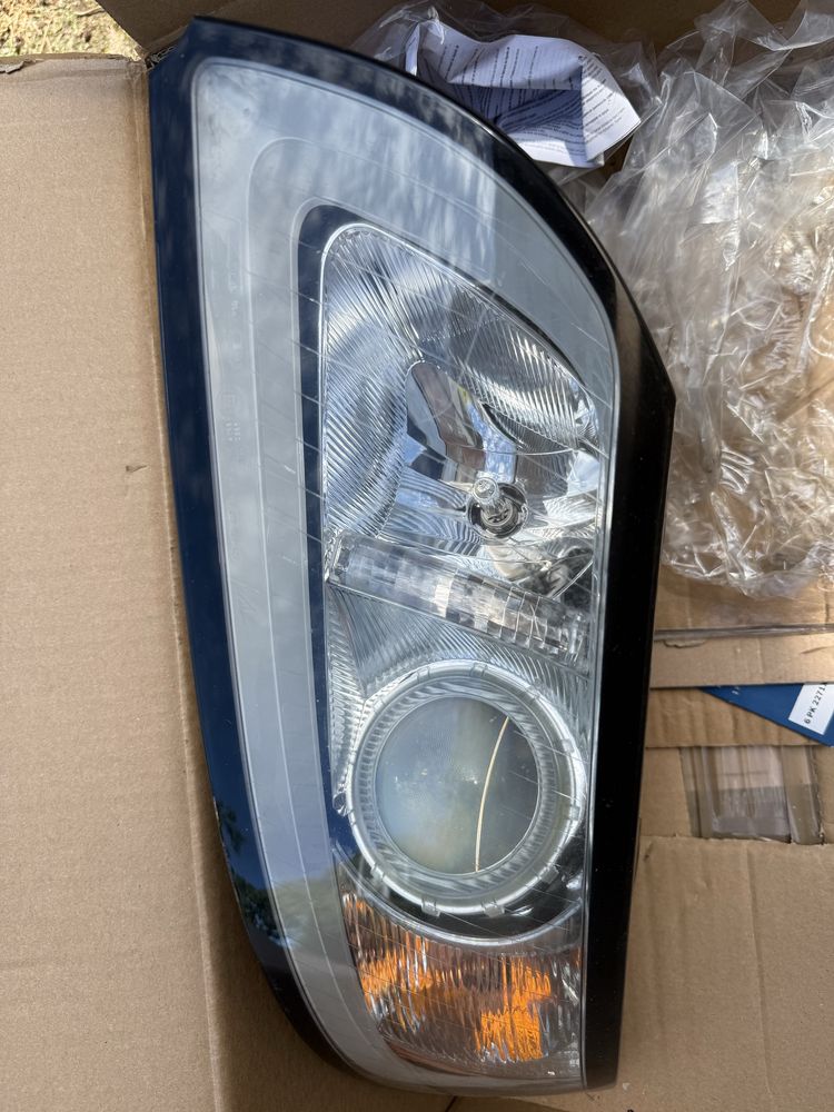 Lewa Lampa od volvo s 40